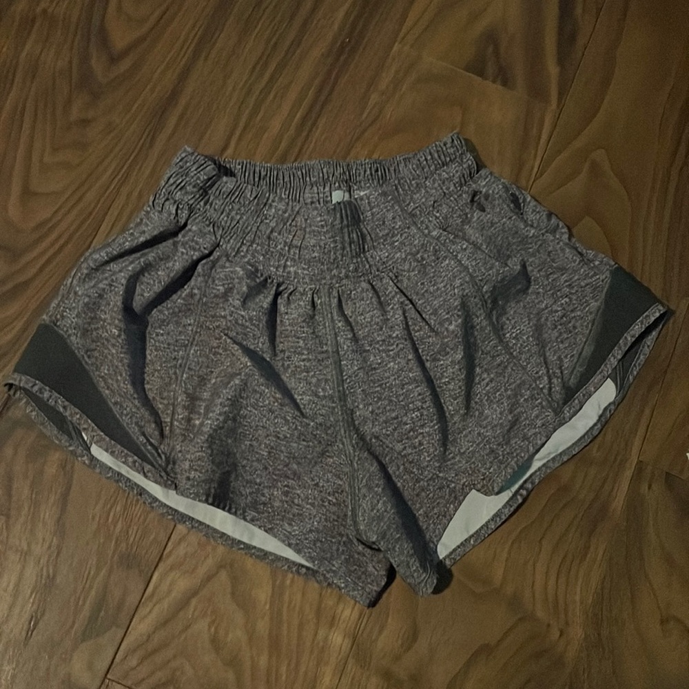 Lululemon hotty hot shorts size 0